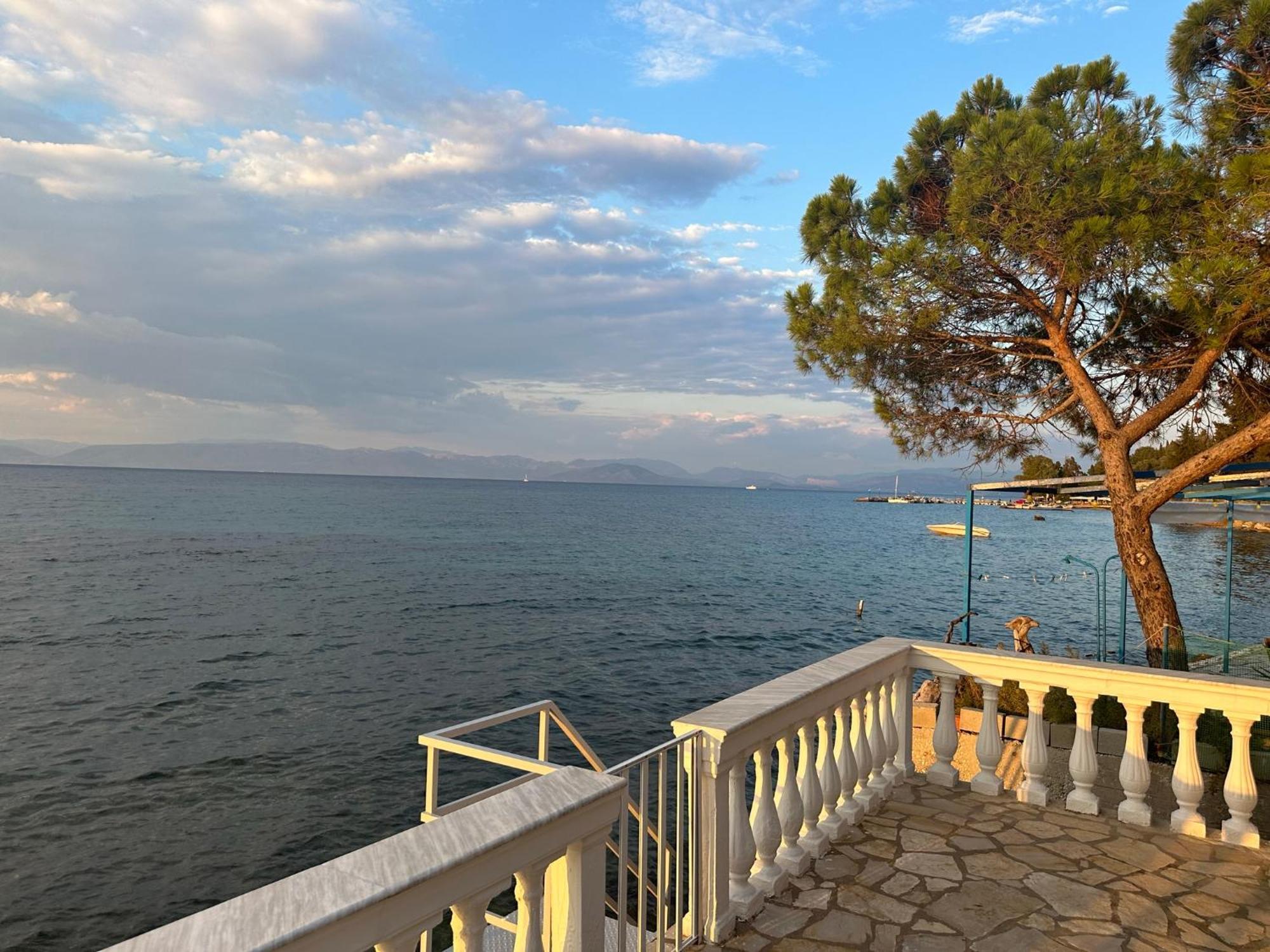Blue Horizon Villa Mpoukaris Dış mekan fotoğraf